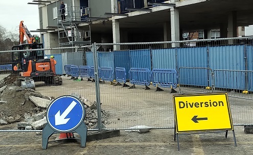 Diversion sign in Romford
