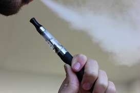 e-cigarette vape device
