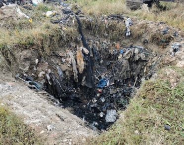 Launder Lane soil testing - landfill pit