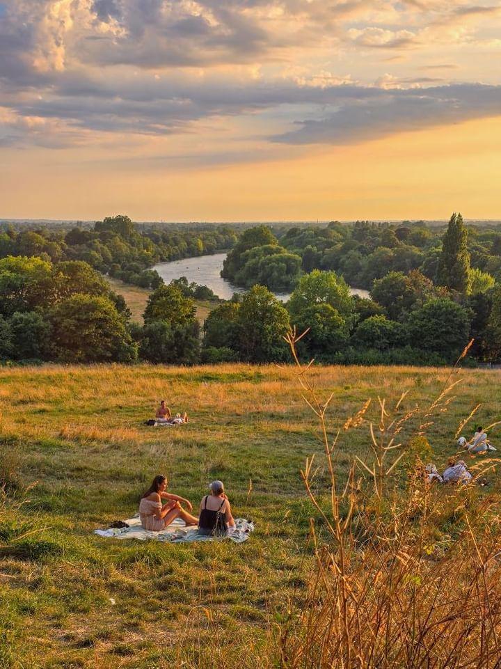 Richmond Hill by @adrian_tw10