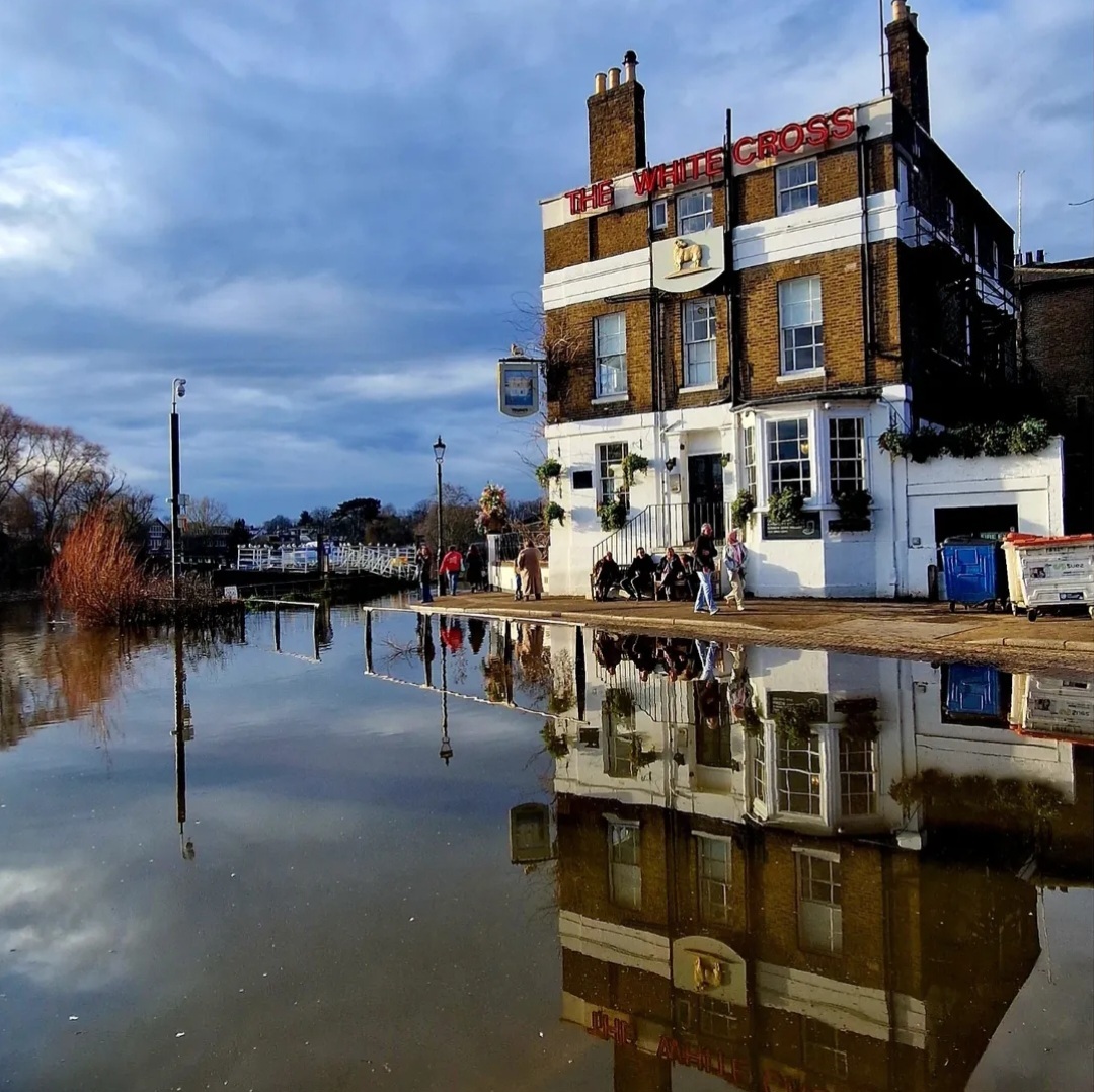 Richmond Riverside by @whymummywalks