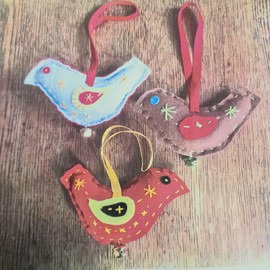 3 felt birds