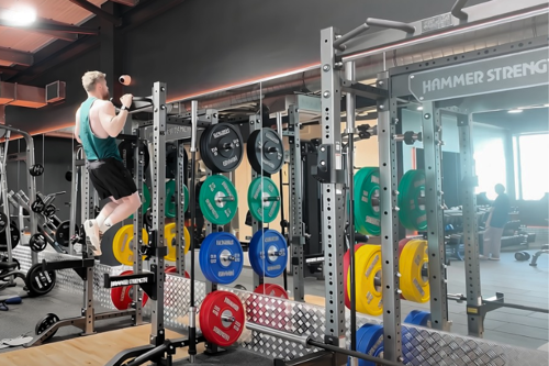 Pullup equipment in gym
