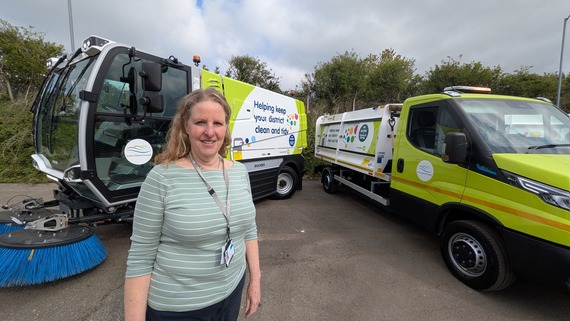 Cllr Maples with fleet