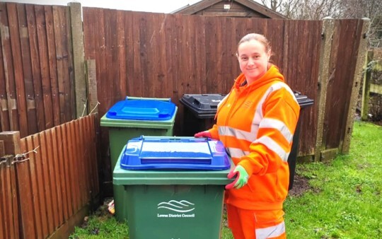 Operative with recycling bins
