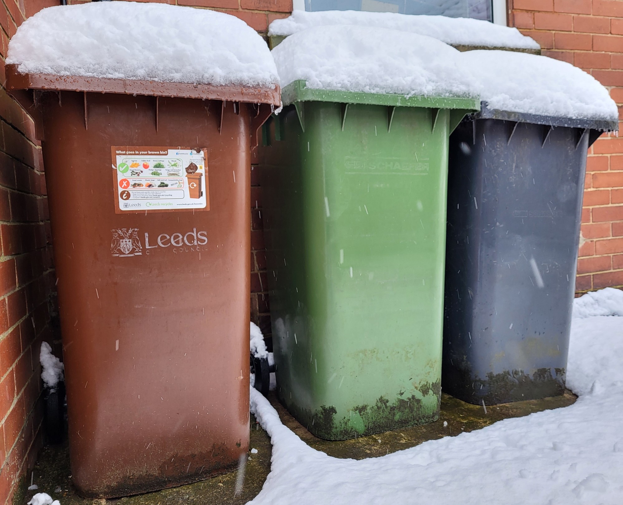 Today’s bin collections have been cancelled due to the snow