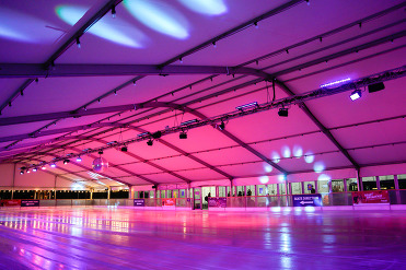 Skating rink with low lighting