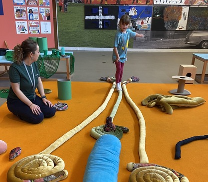 Child playing in the art gallery