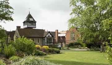 Maidstone Museum from Brenchley Gardens