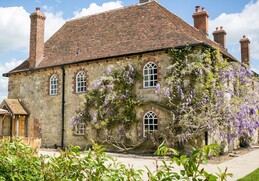 Leeds Castle Battel Hall