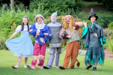 Wizard of Oz Cast - Leeds Castle