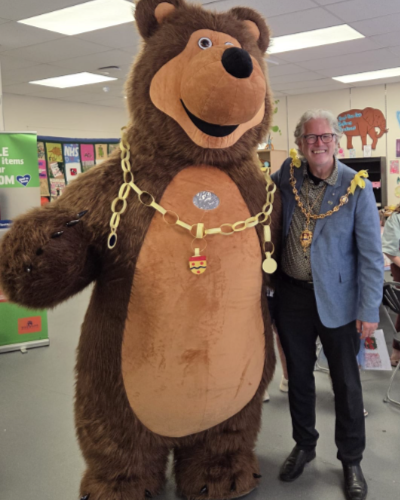 mayor and bear
