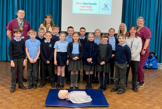 Deanwood pupils with the Resus Team 