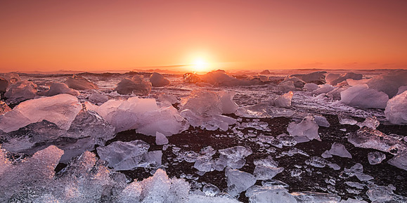 Broken icebergs in the ocean