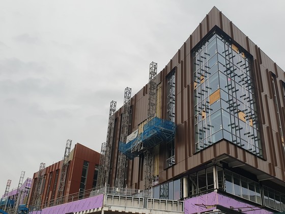 Cladding on the new Nottingham College City Hub