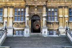 T-rex at Wollaton Hall