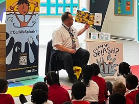 Can we splash book launch, cllr mellen reading the new book in front of children