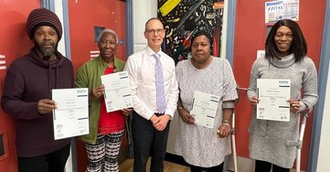 Vincent Kirchner with certificate winners