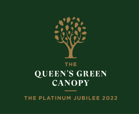 queen's green canopy logo