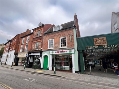 A row of shopfronts along Southgate in Sleaford