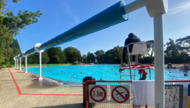 Sunny day at Hinksey Pool 