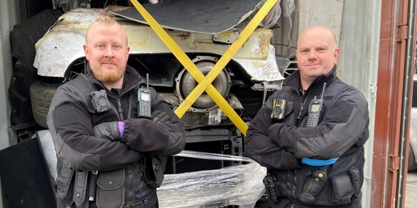 PC Phil Pentelow and PC Paul Gerrish of the SVIU.