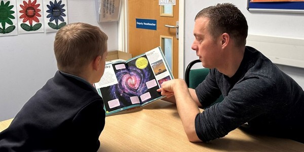 Sgt Jamie Edwards volunteering for Lads Need Dads