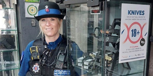 Officer visiting shops which sell knives to encourage take-up for our responsible retailers agreement