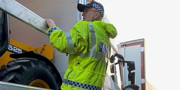Officer checks HGV 