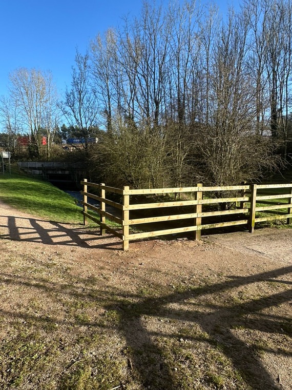 Thacka Beck Field - Fencing