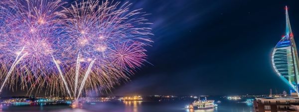Portsmouth harbour fireworks 