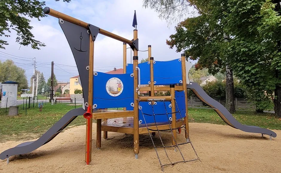 climbing frame