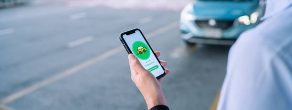 MaaS UoP Feb 2023 Survey Image on man on phone with app logo on