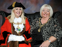 Mayor Cllr Jenny Andrews and Mayoress Cllr Jeanette Mallinder