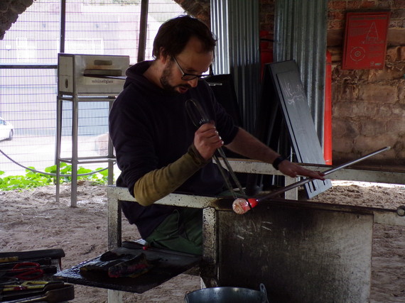 glass blowing 