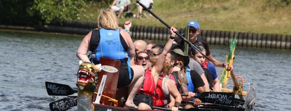 competitors in dragon boat on Manvers Lake