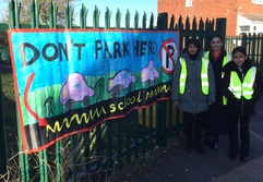 Safer parking banners installed at Ryders Green Primary School