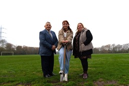 Spade in the ground photo for the new Hydes Road Pavilion