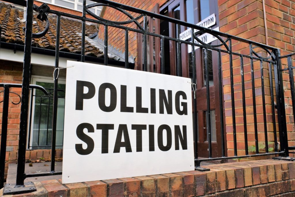 photo of a polling station