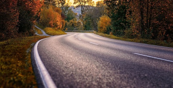 A road in autumn.