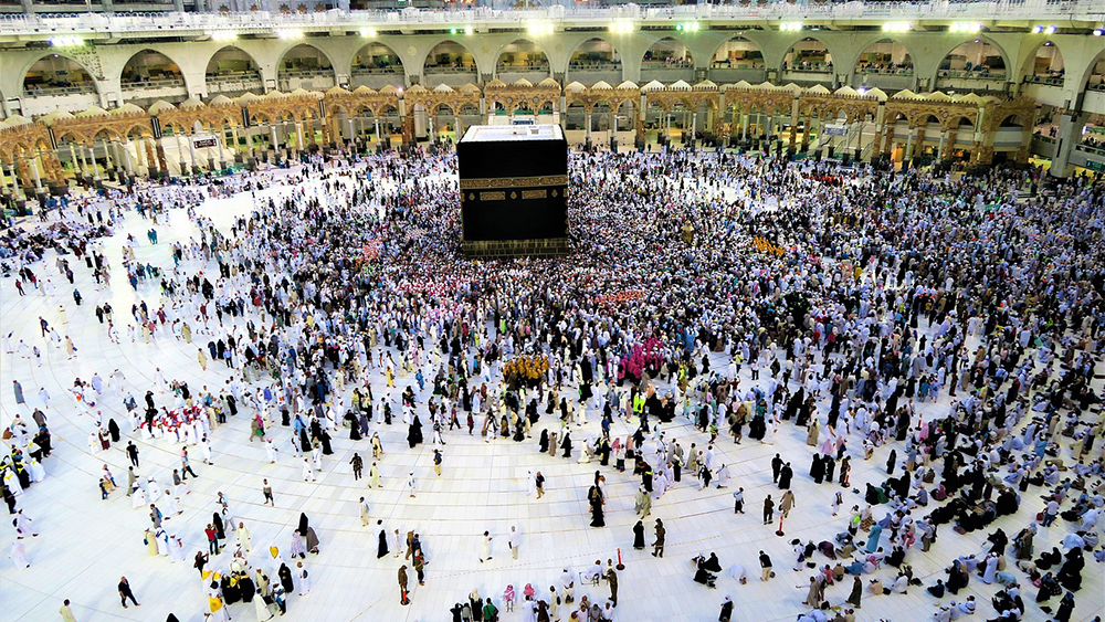 Stock image of the Kaaba in Mecca, Saudi Arabia, by Konevi from Pixabay.