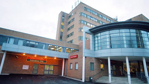 Image of Yeovil Hospital A&E by Jake Bradley, reproduced under Creative Commons Attribution-Share Alike 3.0 Unported license.