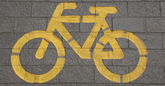 Cycle lane yellow