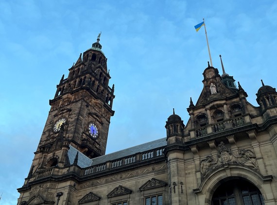 Ukrainian flag flies on Sheffield Town Hall 