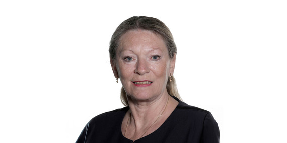 Cllr Vickie Priestley