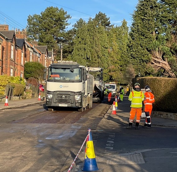 Resurfacing on Southgrove Road