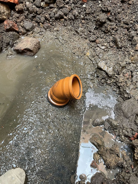 Foul drainage pipe collar being connected to the CSO at Castlegate.
