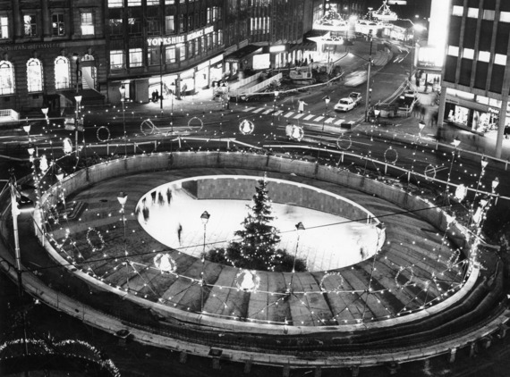 The Hole in the Road, Christmas 1967