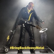 battery put in battery recycling box