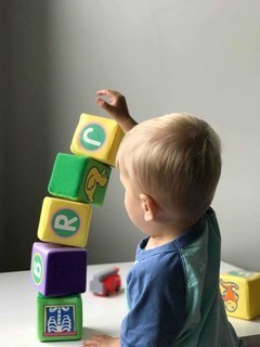 child with blocks